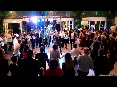 Formatia Magic Star - Adrian Neagu - Ce frumoasa este viata/Fetele lu' tata #muzicadepetrecere