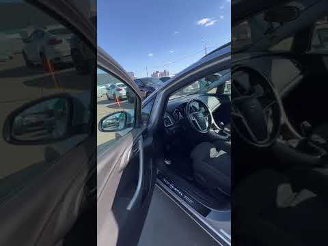 фото opel astra j 0