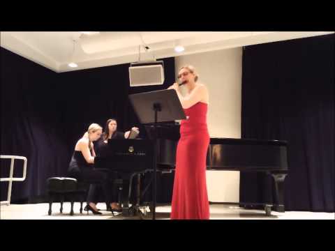 Beaser - Souvenirs, II. Lily Monroe