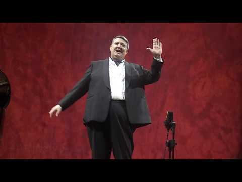 Udite o rustici  L'elesir d'amore..Ambrogio Maestri