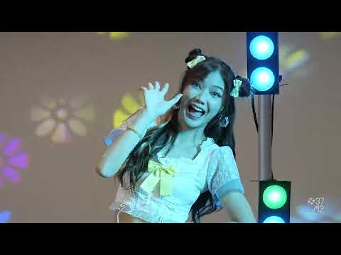 220430 BNK48 Namsai - First Rabbit @ BNK48 11th Sayonara Crawl Pop-Up Mini Concert [FaceCam 4K 60p]