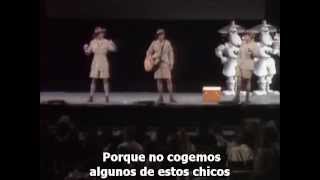 Monty Python - Bruce´s Philosophers Song Hollywood Bowl- Sub español