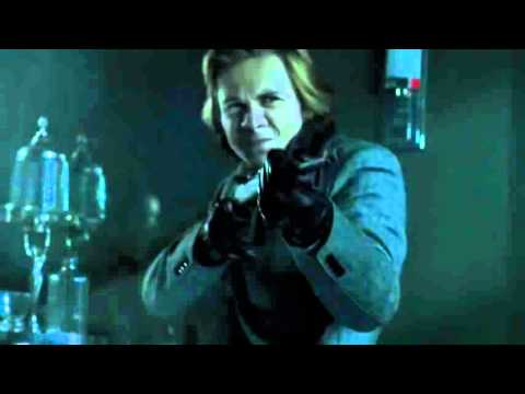 Gotham 2x09  James Gordon vs Hitmen