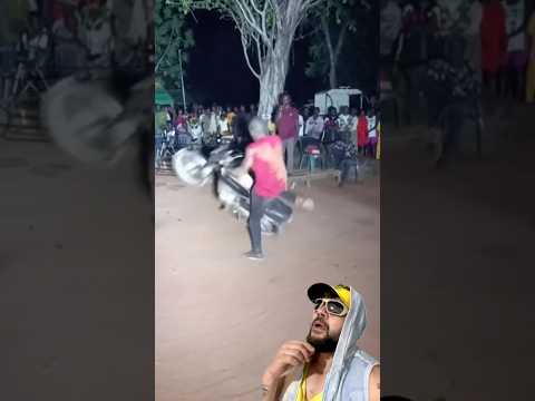 O cara brinca com a moto 😱🤷‍♂️ #shortesviral #brasileños #motorcycle #grau #circo #motos