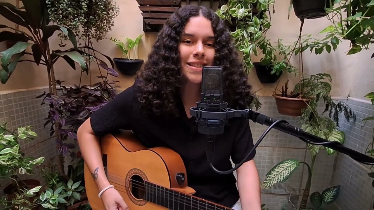 Sarah Araújo - Mania de Você  (Rita Lee) | Holofotti Session #14