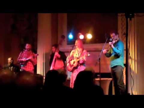 Nora Jane Struthers & The Bootleggers perform The Skillet Blues 2-4-12