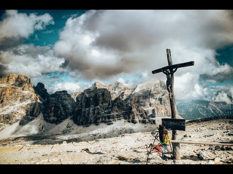 "Cafe Focus: Super Concentration BGM for Work""超集中カフェBGM！作業用勉強用アルファ波で集中力アップ音楽！咖啡馆超级专注BGM！提高工作效率