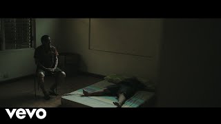 Kahit Music Video