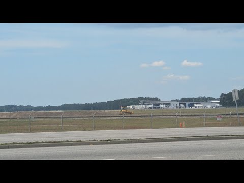 Live Myrtle Beach Int Airport...Live ATC...dual cameras