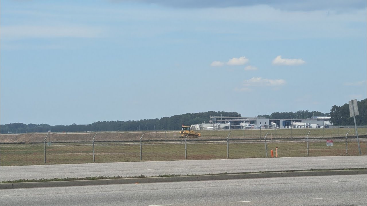 Live Myrtle Beach Int Airport...Live ATC...dual cameras