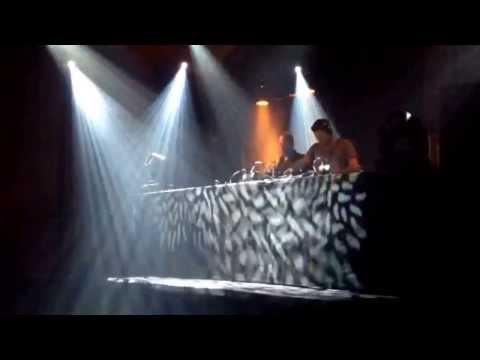 RV b2b Misja Helsloot @ BEAT-IT Maassilo 22 November 2013