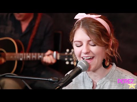 Darrelle London - "Viral" (Exclusive Perez Hilton Performance)