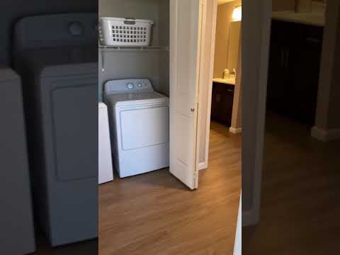 The Willow- 2 Bedroom, 2 Bath Middletown Place Apartments