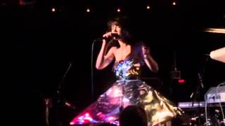 Kimbra "As You Are"