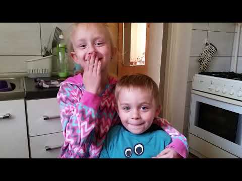 Poszła Ola do przedszkola