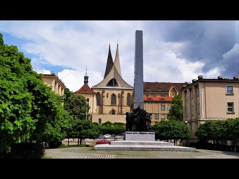 Ilona Včalová - tour guide:  Do you know Podskalí in Prague ?