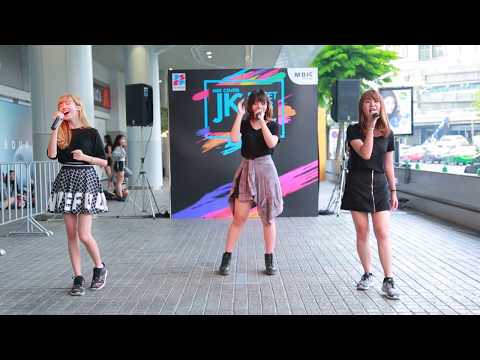 170520 'Carnival' - 'I'(Taeyeon) @ MBK JK Street Cover Party 2017