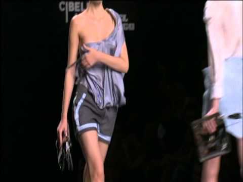 Desfile Ion Fiz "Love at First Sight" Prim/Ver 2010/2011 Parte 2