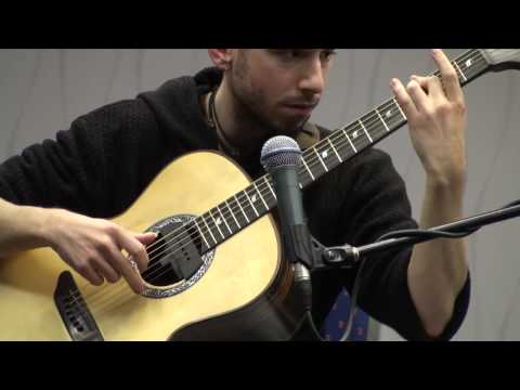 Erik Mongrain - The Silent Fool - Music Live Show 2009, Birmingham, UK