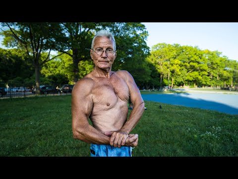 Super Strong 70 Year Old Man, Calisthenics Master