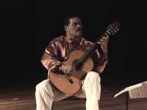 Son de Eduardo Martín, Jorge Luis Zamora, guitarra