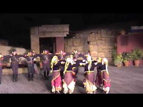 2001 Minoan Dancers at Dora Stratou Theater, Pontian dances