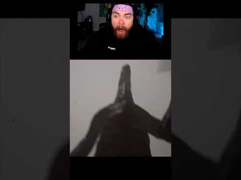 THE WORST DINOSAUR JUMPSCARE EVER