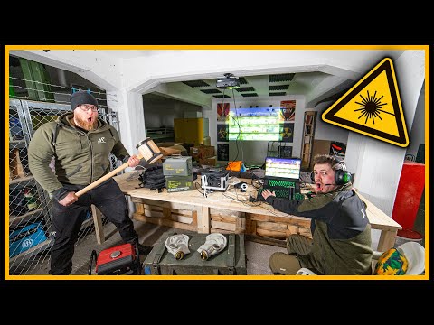 Der Prepper Bunker [S01/E15] - Zocken im Bunker!? - Razer Survival Krisenvorsorge