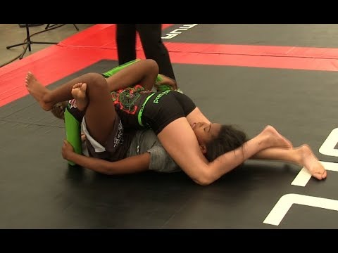 GREATEST Girls Grappling No-Gi Tournament @ NAGA Battle at ...