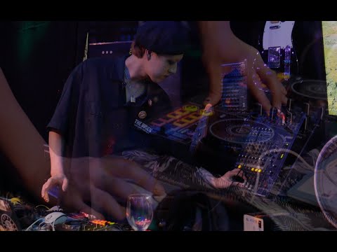 구울사우나 ghoul sauna DJing in 하루 스페이스버스 201119