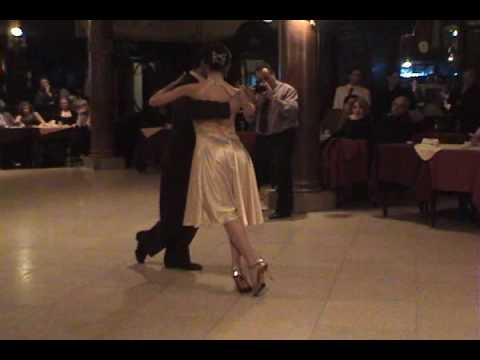 Daniel Aranda Annatina Luck (Confiteria Ideal)