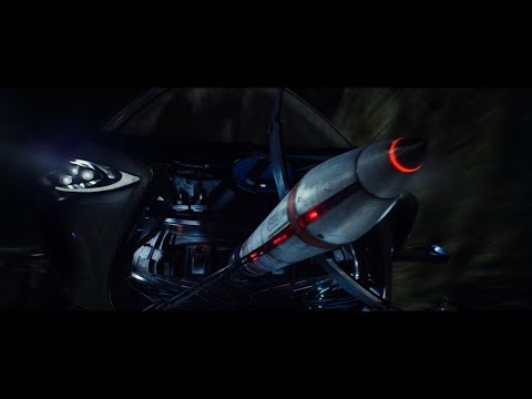 Valerian Chasing Kidnapper Scene - Valerian and the City of a Thousand Planets