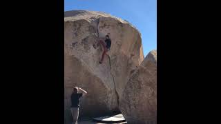 Video thumbnail of False Up 20, V0. Joshua Tree