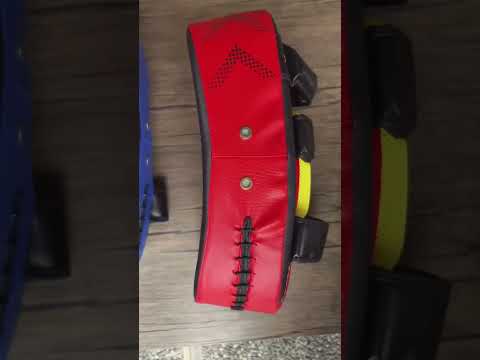 ~子甄彣璟~熱賣中 戰牌踢靶 空手道格鬥訓練 弓形腳靶 拳擊散打 泰拳 手靶 腿靶 孤行腳靶 跆拳道 武術練習 訓練靶