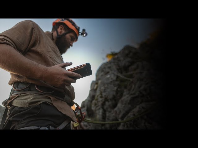 Hammer Explorer Pro 6/128GB Negro/Naranja Libre video