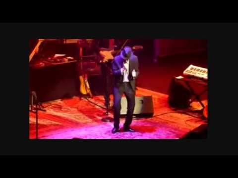 The 2008-2010 Leonard Cohen World Tour In 60 Seconds