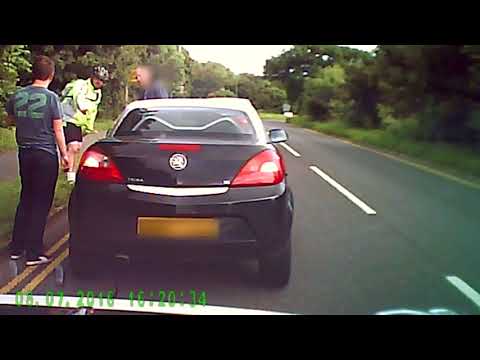 Cyclist Crashes Into Car - Warwick 08/07/2016