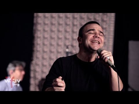 Future Islands - "The Thief" (Live at WFUV)