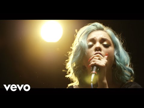 Hey Violet - Queen Of The Night (Live From Capitol Studios)
