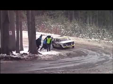 Хотел помочь застрявшему автомобилю, но не подумал о последствиях