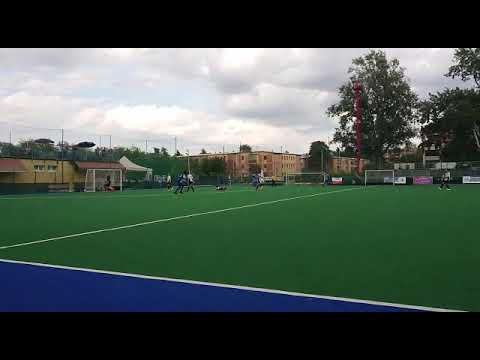 Gol de Leo Cárdenas en el triunfo del HC Bondeno ante HC Villafranca por 2 a 1