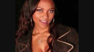 Teairra mari Ft. Kanye West - Diamonds