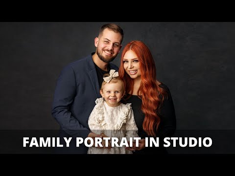 Family Photoshoot in Studio | Two Light Setup | Behind the Scenes | Greenville Portrait Photographer