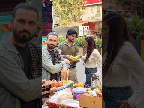 Kaha se ate he ye log 😡.                                   #shorts