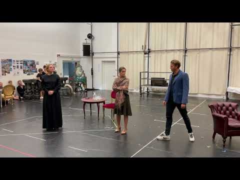 REBECCA - Das Musical mit Nienke Latten, Willemijn Verkaik und Mark Seibert