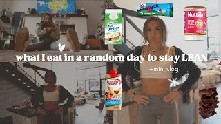 HOW I STAY LEAN YEAR ROUND | RANDOM DAY OF EATING | + mini vlog 🥗🍱