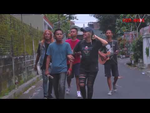 STREAMING NOW : LAGU2 HITS KENAROK SALATIGA Live Concert