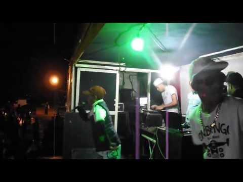 MC´S JULIM E MC MICA AO VIVO PARQUINHO CAMPO GRANDE 27/04/13