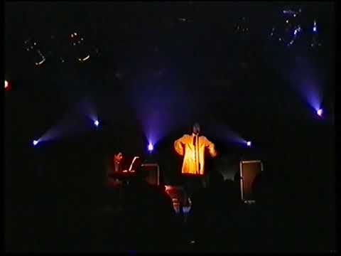 Alessio Santamaria interpreta Renato Zero - L'evento (Zero-Conrado-Zero) - cover