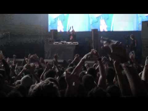 B-Complex Live At Bažant Pohoda Festival 2011 HD